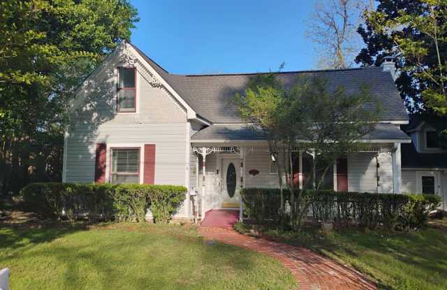 504 N Newsom St photos photos