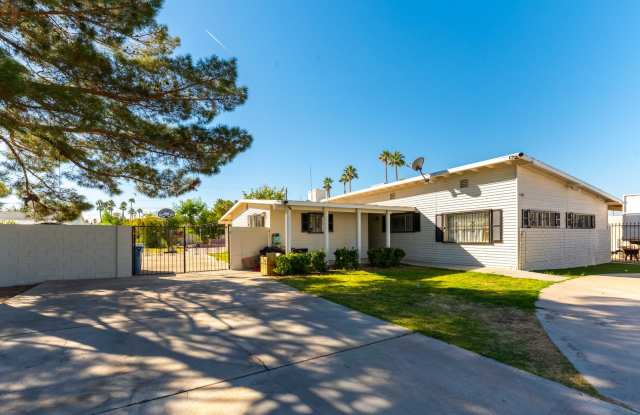 Historic Neighborhood + Utilities Included | 3BR with Backyard Oasis and Detached casita photos photos Historic Neighborhood + Utilities Included | 3BR with Backyard Oasis and Detached casita photos photos