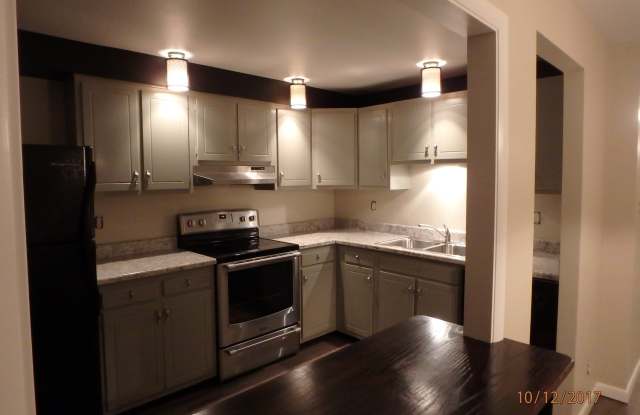 524 Adrian Ct - 524 Adrian Court, Brookville, OH 45309 524 Adrian Ct - 524 Adrian Court, Brookville, OH 45309