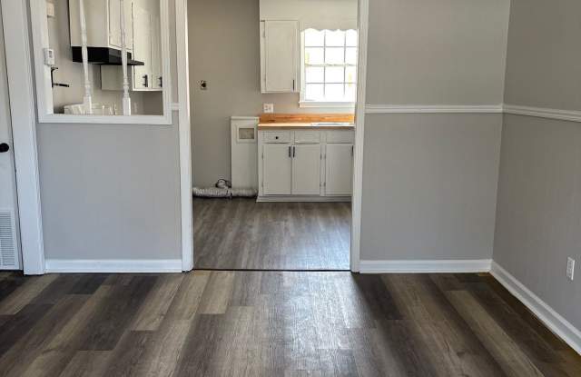 38 W Cooper St Brownsville photos photos