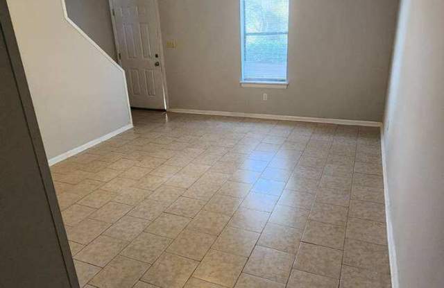 123 Bradleyville Road Gallery 2