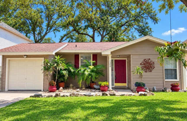 7608 GLADES CT Gallery 1