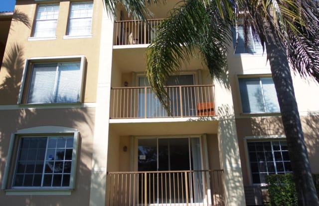 414 Villa Circle - 414 Villa Cir, Boynton Beach, FL 33435