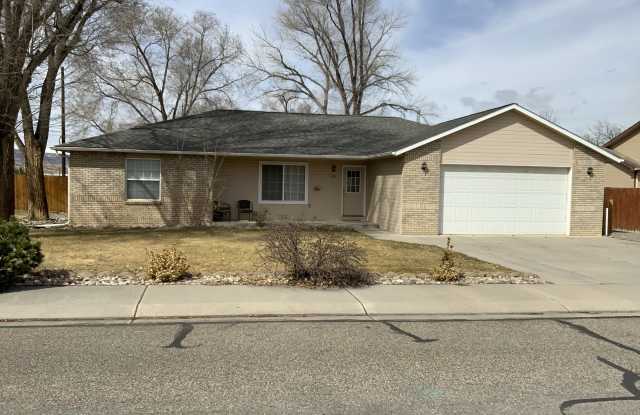 401 Breeze Drive photos photos