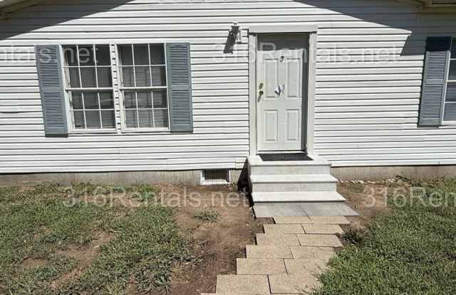 $1695 - **COMING SOON** 4 bedroom / 2 bathroom - Haysville Single Family Home Gallery 4