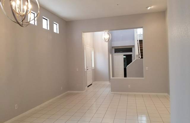 8100 E CAMELBACK Road Gallery 3