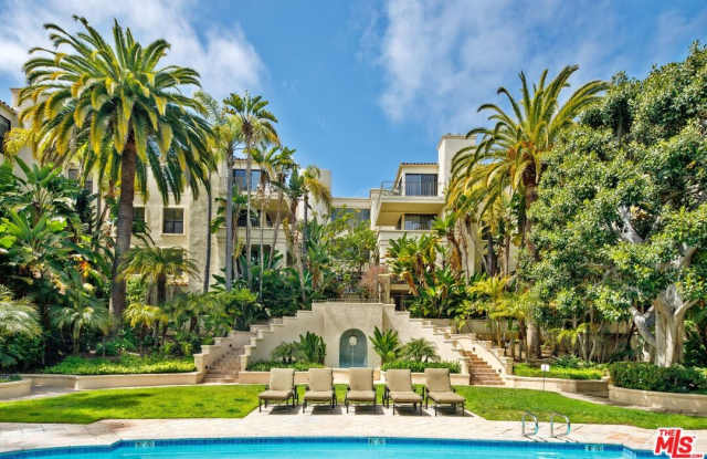 555 S Barrington Ave - 555 South Barrington Avenue, Los Angeles, CA 90049