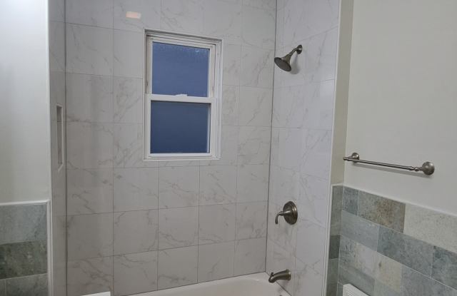 22 West 13th Street - 22 West 13th Street, Bayonne, NJ 07002