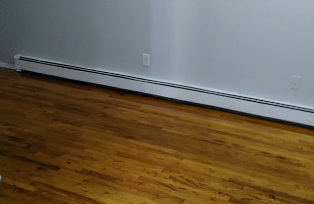 214 Elm St Gallery 2