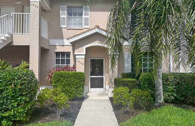 Beautifully furnished 2BR/2BA first-floor condo photos photos