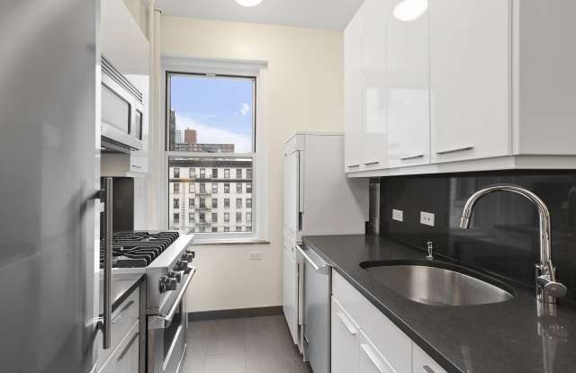 241 West 97th Street Gallery 3