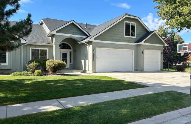 Lochsa Falls 5 Bedroom Home with Private Backyard | $600 OFF FIRST MONTH'S RENT!! photos photos Lochsa Falls 5 Bedroom Home with Private Backyard | $600 OFF FIRST MONTH'S RENT!! photos photos