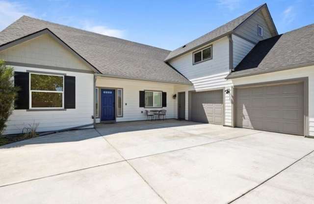 617 Esperanza Ct photos photos