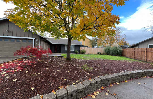 Beautiful 3 bedroom 2 bath house in Eugene! Gallery 4