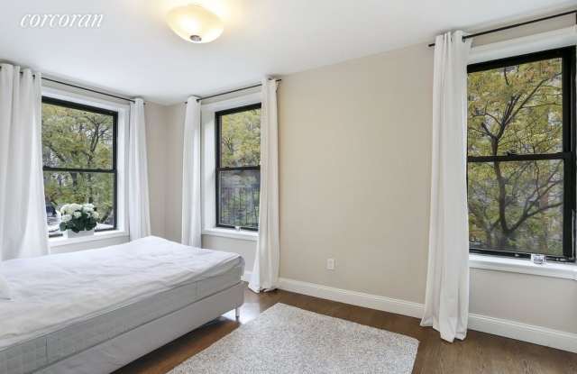 155 Bleecker Street Gallery 3