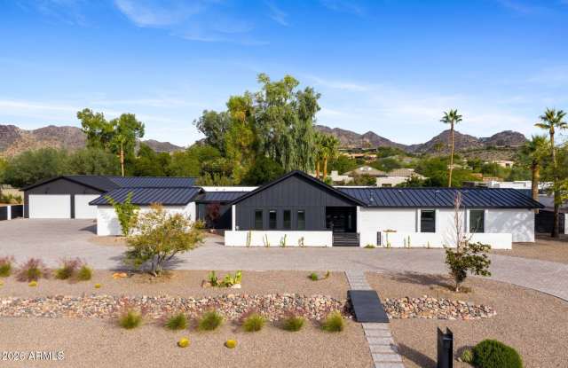 3842 E SAN MIGUEL Avenue photos photos