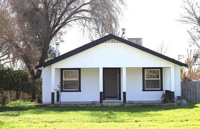 Woodlake home! Available Soon! photos photos