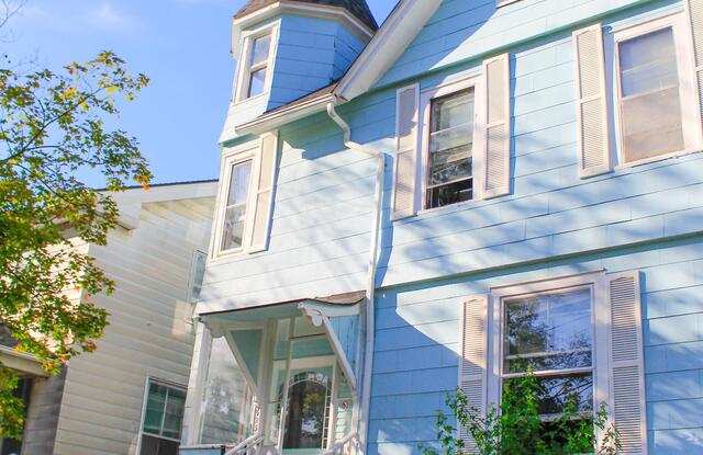 523 Hill Street Gallery 1