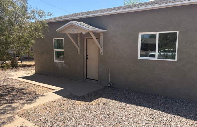 2 Bedroom Rental in Coolidge | Washer/Dryer Included photos photos