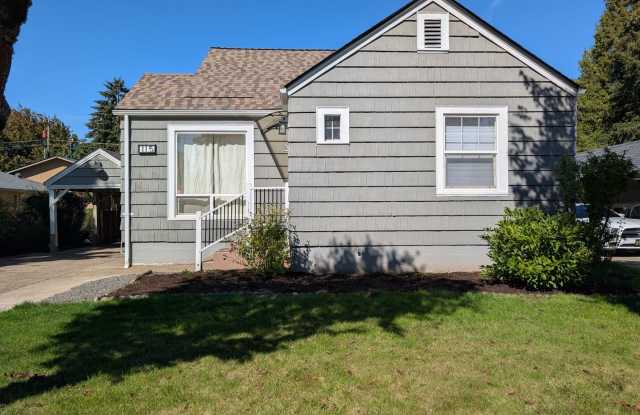 Cute 3-Bedroom, 2-Bath Home With Extra Space! Gallery 1