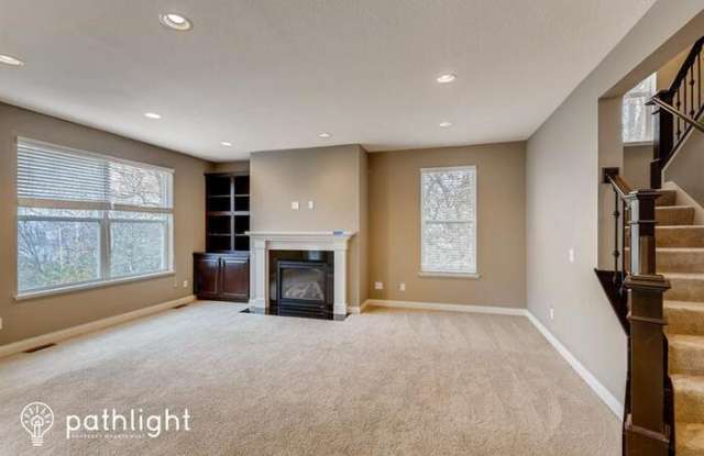 1044 Rosemary Circle Gallery 2