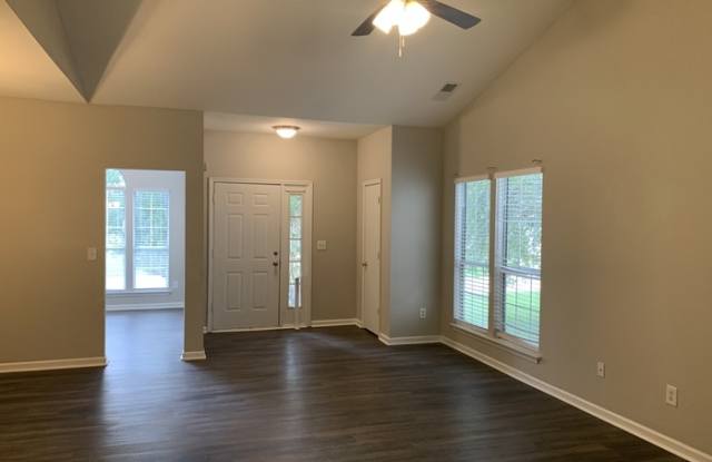 5012 Windcrest Way Gallery 1