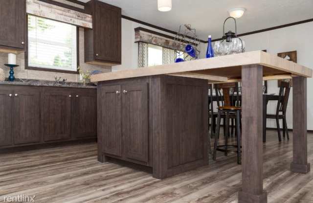 1026 Pebble Creek Dr - 1026 Pebble Creek Dr, Isabella County, MI 48858
