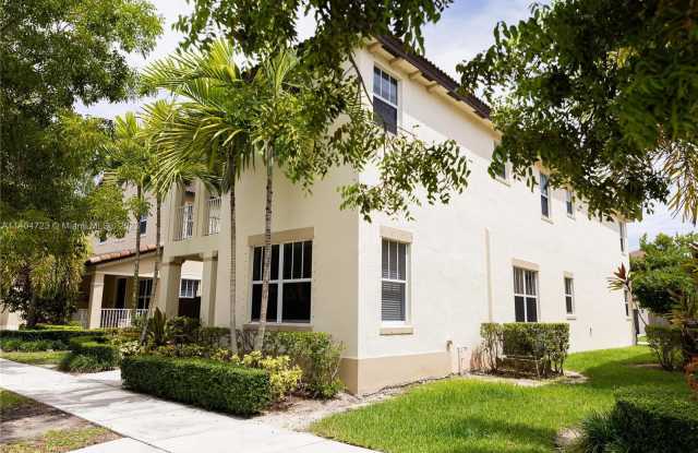 11648 SW 246th Ter Gallery 2