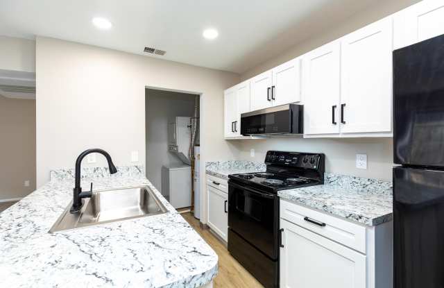 Market Mohawk Apartments Gallery 3