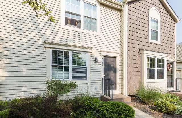 5185 Singleton Dr Gallery 3