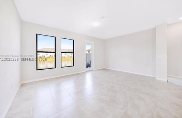 2163 Appleton Cir S Gallery 3