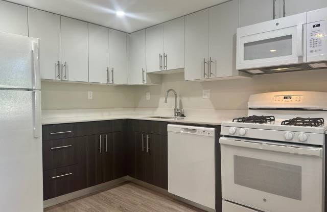 Lakeside Apartments photos photos