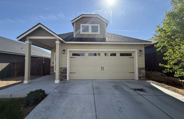 CHECK OUT THIS BEAUTIFUL HOME IN MAPLE MEADOWS!! photos photos