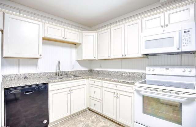 2423 Shafer Street - 2423 Shafer Street, Norfolk, VA 23513