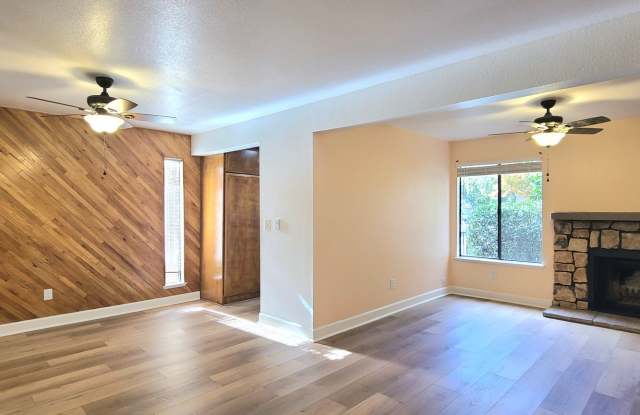 NEWLY REMODELED UNIT W/ POOL ACCESS - 5333 Primrose Drive, Fair Oaks, CA 95628