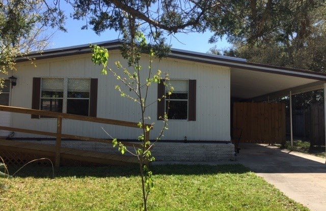 676 Coral Circle - 676 Coral Circle, St. Johns County, FL 32080