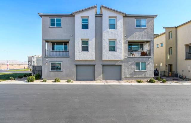 Great Townhouse in a gated community photos photos