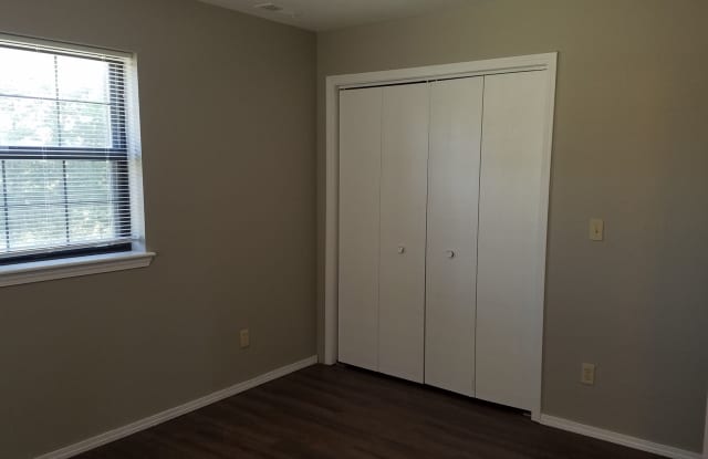 OK 1107-18 - 1107 Bird Road, Branson, MO 65616
