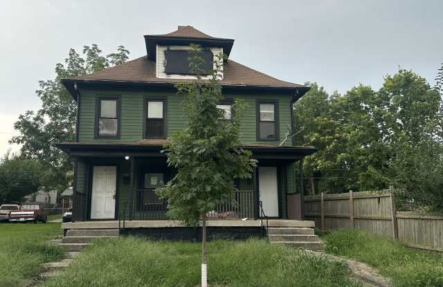 615 N Tacoma Avenue photos photos