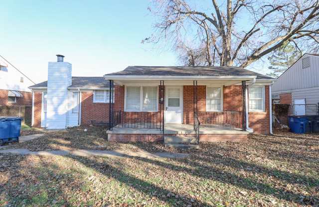 Cozy 2 Bedroom 1 Bathroom Home In Kendall-Whittier photos photos