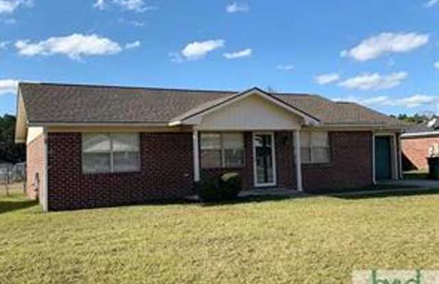 Charming all-brick home located in Hinesville photos photos