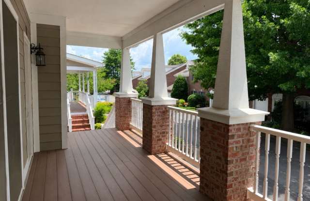 Gorgeous Condo located in North Johnson City! * The Cottages at Charleston * Gallery 4