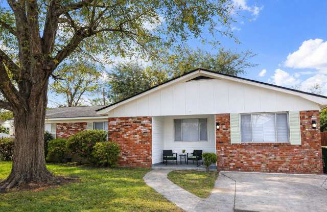 503 Oak Street photos photos