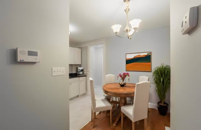 1008 Lamont St NW Gallery 3