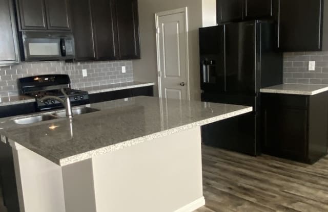 5655 West Pelican Ridge Lane - 5655 W Pelican Ridge Ln, West Valley City, UT 84118