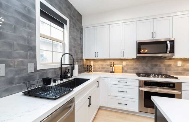 3 Bedroom Townhome in the Escala Community of Mission Valley photos photos