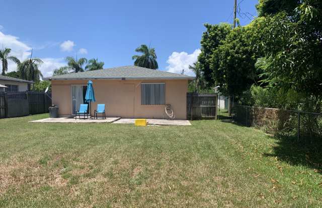 210 E Ilex Drive Gallery 4