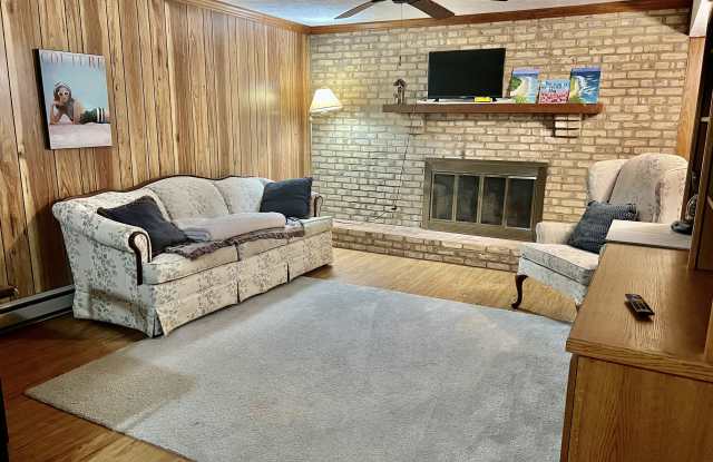 1200 Sarah Lynch Place photos photos