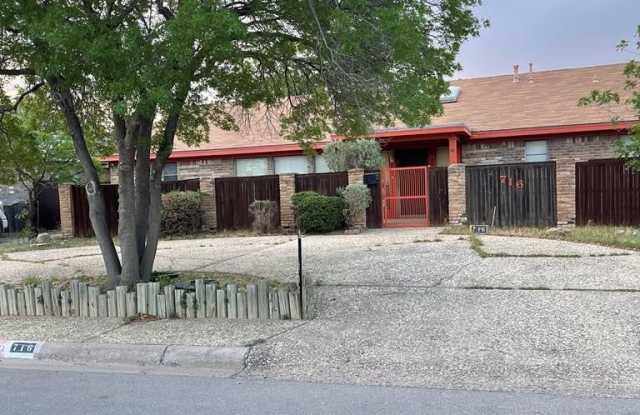 716 W Dormard Ave photos photos