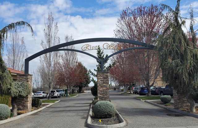434 Bradley Blvd #203 - 434 Bradley Boulevard, Richland, WA 99352